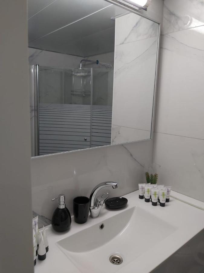 Rina Vacation Apartment ティベリア エクステリア 写真